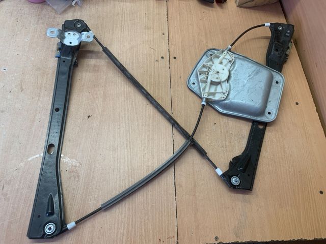 bontott VW GOLF V Jobb első Ablakemelő Szerkezet (Elektromos)