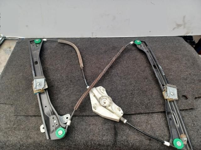 bontott VW GOLF V Jobb első Ablakemelő Szerkezet (Elektromos)