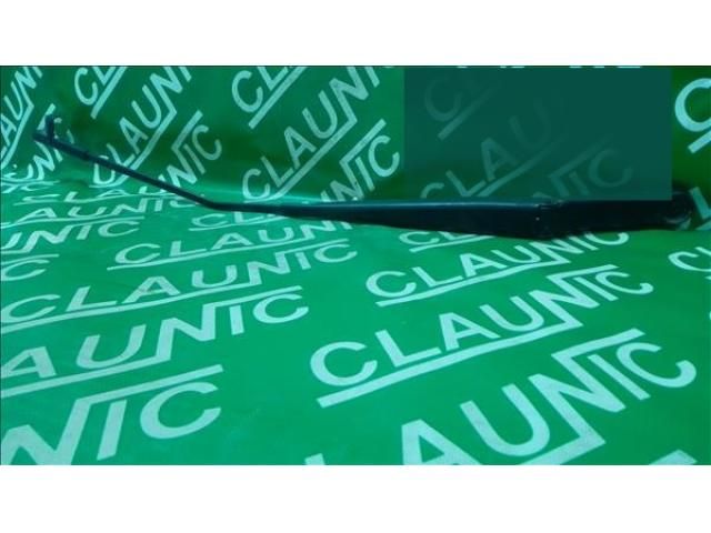 bontott VW GOLF V Jobb első Ablaktörlő Kar