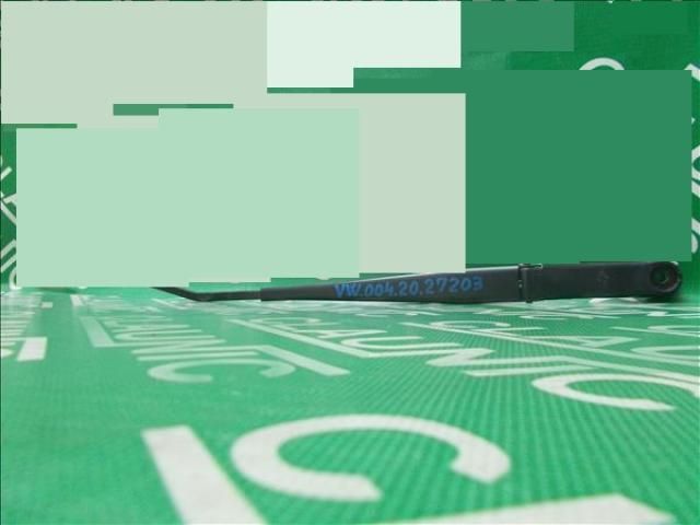 bontott VW GOLF V Jobb első Ablaktörlő Kar