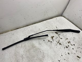 bontott VW GOLF V Jobb első Ablaktörlő Kar