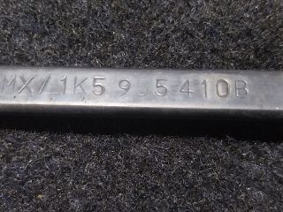 bontott VW GOLF V Jobb első Ablaktörlő Kar