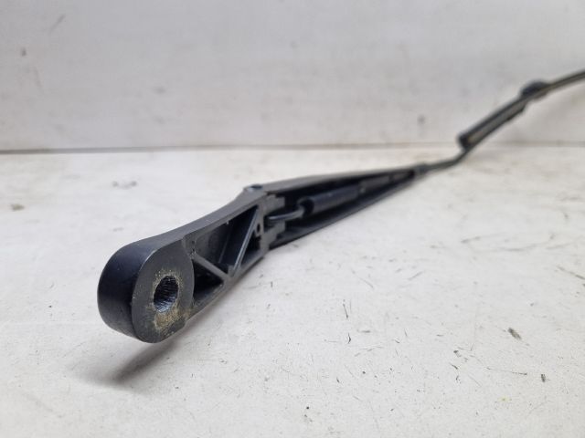 bontott VW GOLF V Jobb első Ablaktörlő Kar