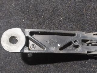 bontott VW GOLF V Jobb első Ablaktörlő Kar