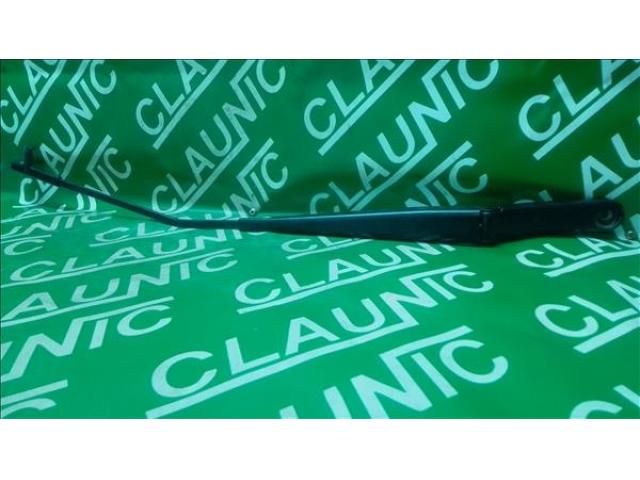 bontott VW GOLF V Jobb első Ablaktörlő Kar