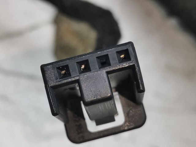 bontott VW GOLF V Jobb első Ajtó Kábelköteg