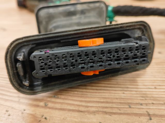 bontott VW GOLF V Jobb első Ajtó Kábelköteg