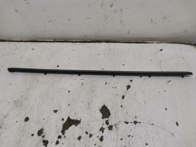 bontott VW GOLF V Jobb első Ajtó Kárpit Díszléc