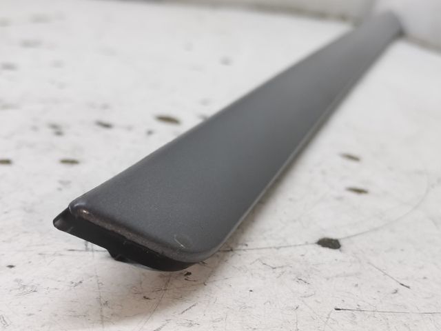 bontott VW GOLF V Jobb első Ajtó Kárpit Díszléc