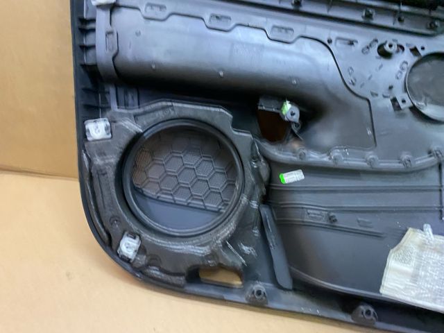 bontott VW GOLF V Jobb első Ajtó Kárpit