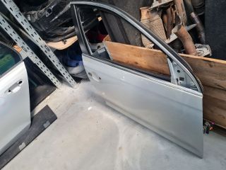 bontott VW GOLF V Jobb első Ajtó (Részeivel)