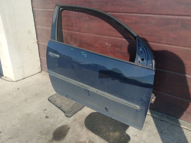 bontott VW GOLF V Jobb első Ajtó (Részeivel)