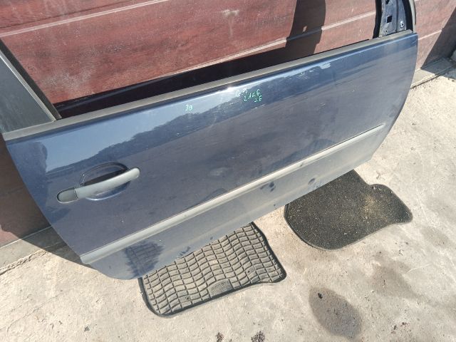 bontott VW GOLF V Jobb első Ajtó (Részeivel)