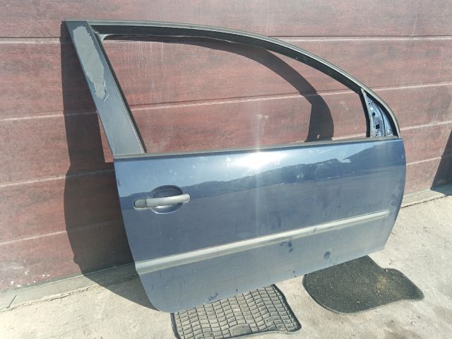 bontott VW GOLF V Jobb első Ajtó (Részeivel)