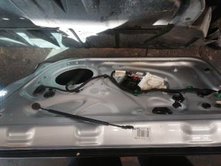 bontott VW GOLF V Jobb első Ajtó (Részeivel)