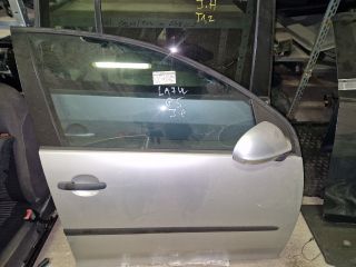 bontott VW GOLF V Jobb első Ajtó (Részeivel)