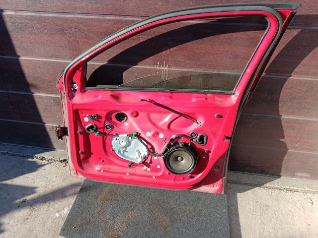 bontott VW GOLF V Jobb első Ajtó (Részeivel)