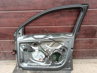 bontott VW GOLF V Jobb első Ajtó (Részeivel)