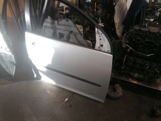 bontott VW GOLF V Jobb első Ajtó (Részeivel)