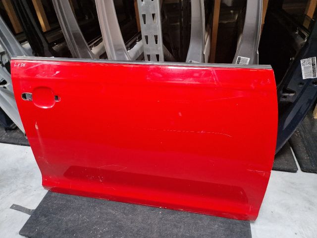 bontott VW GOLF V Jobb első Ajtó (Üres lemez)