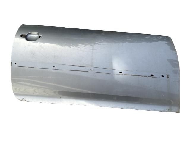 bontott VW GOLF V Jobb első Ajtó (Üres lemez)