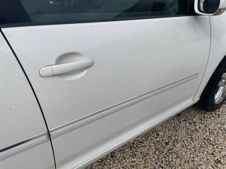 bontott VW GOLF V Jobb első Ajtó (Üres lemez)