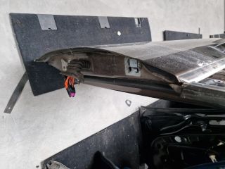 bontott VW GOLF V Jobb első Ajtó (Üres lemez)