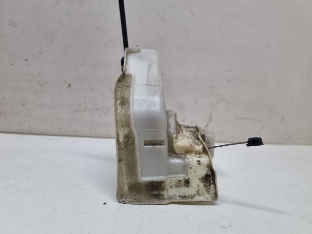 bontott VW GOLF V Jobb első Ajtózár