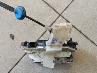 bontott VW GOLF V Jobb első Ajtózár