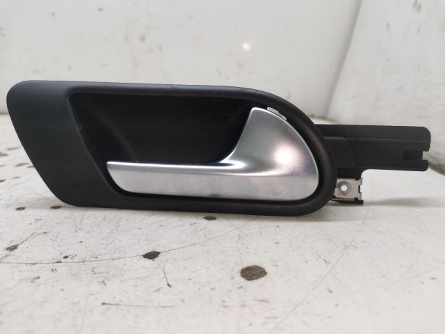 bontott VW GOLF V Jobb első Belső Kilincs