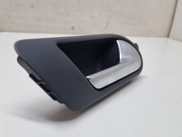 bontott VW GOLF V Jobb első Belső Kilincs