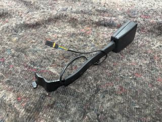 bontott VW GOLF V Jobb első Biztonsági Öv Csat