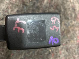 bontott VW GOLF V Jobb első Biztonsági Öv Csat