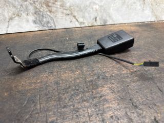 bontott VW GOLF V Jobb első Biztonsági Öv Csat