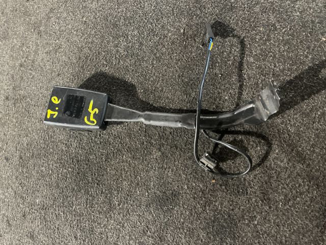 bontott VW GOLF V Jobb első Biztonsági Öv Csat