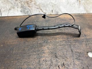 bontott VW GOLF V Jobb első Biztonsági Öv Csat