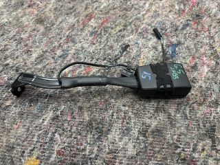 bontott VW GOLF V Jobb első Biztonsági Öv Csat