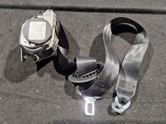 bontott VW GOLF V Jobb első Biztonsági Öv