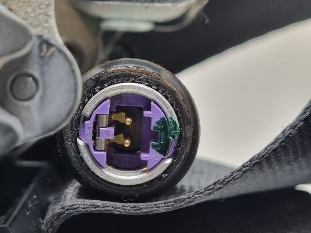 bontott VW GOLF V Jobb első Biztonsági Öv