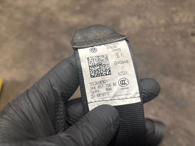 bontott VW GOLF V Jobb első Biztonsági Öv