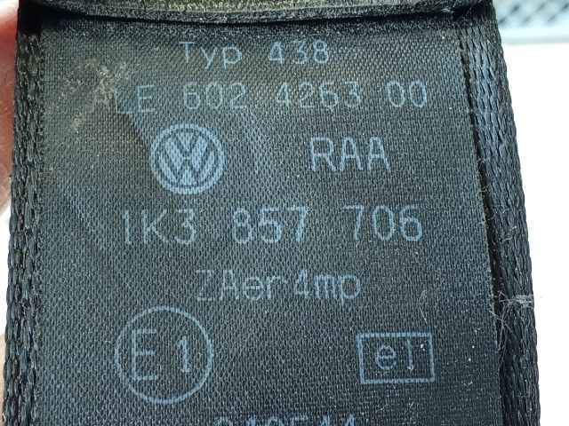 bontott VW GOLF V Jobb első Biztonsági Öv