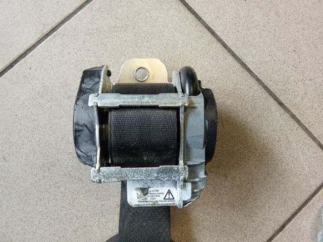 bontott VW GOLF V Jobb első Biztonsági Öv