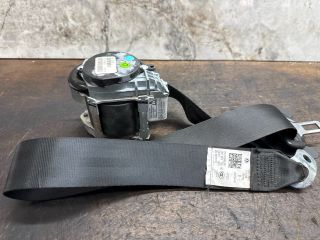 bontott VW GOLF V Jobb első Biztonsági Öv