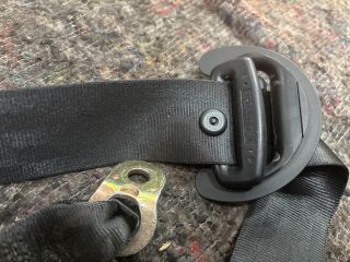 bontott VW GOLF V Jobb első Biztonsági Öv