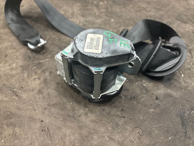 bontott VW GOLF V Jobb első Biztonsági Öv