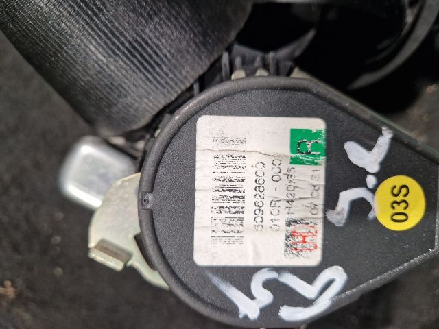 bontott VW GOLF V Jobb első Biztonsági Öv