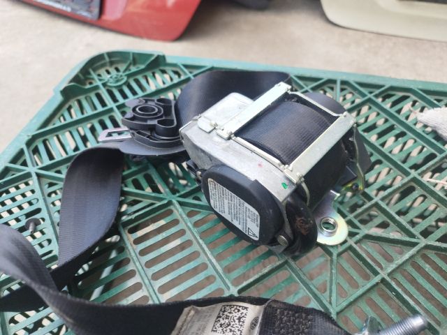 bontott VW GOLF V Jobb első Biztonsági Öv