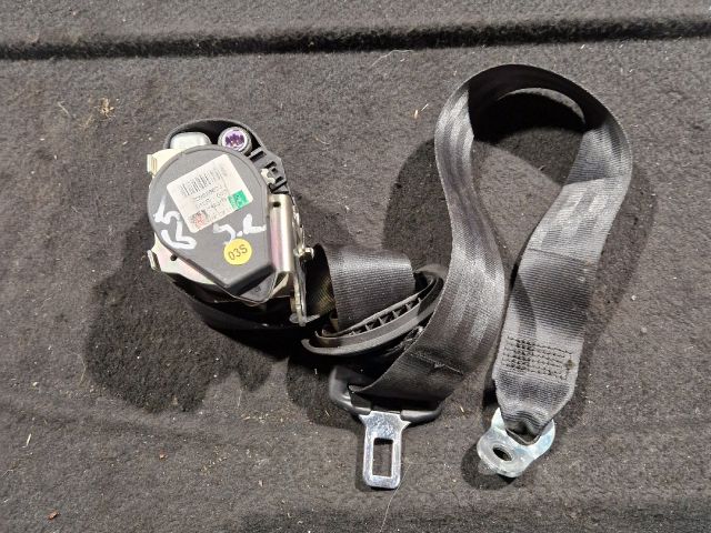 bontott VW GOLF V Jobb első Biztonsági Öv