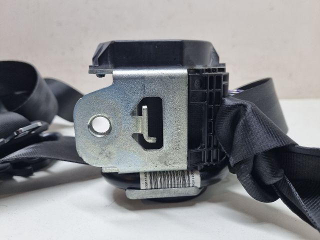 bontott VW GOLF V Jobb első Biztonsági Öv