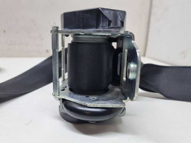 bontott VW GOLF V Jobb első Biztonsági Öv